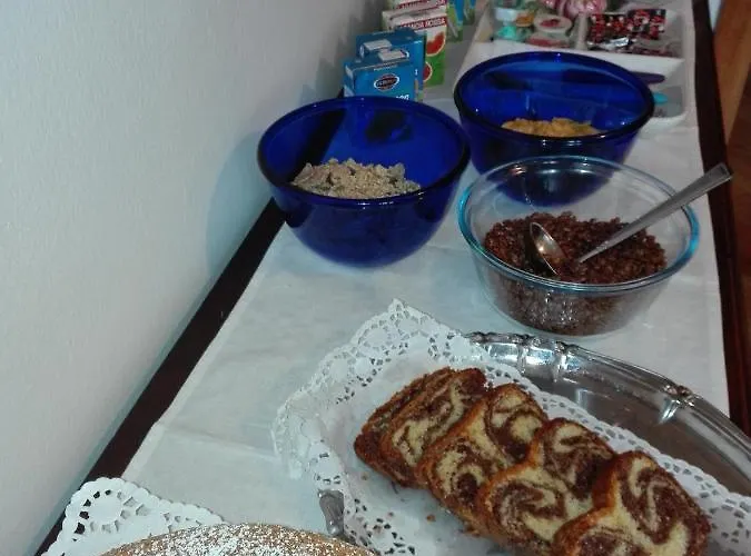 Alojamento de Acomodação e Pequeno-almoço La Torretta *